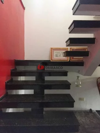 Imagem Sobrado à venda 3 Quartos, 3 Suites, 2 Vagas, 223M², Olímpico, São Caetano do Sul - SP