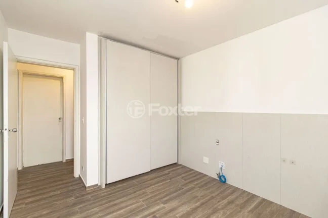 Imagem Apartamento 72M², 3Q, 1 Suíte, 2 Banheiros, 1 Vaga, Piscina, Churrasqueira, Salão de Festas e Jogos, Quadra, Gerador, Brinquedoteca, Playground.