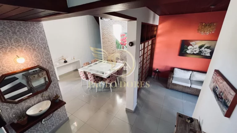 Imagem CASA DE 298 m² À VENDA NO CENTRO DE UBATUBA-SP