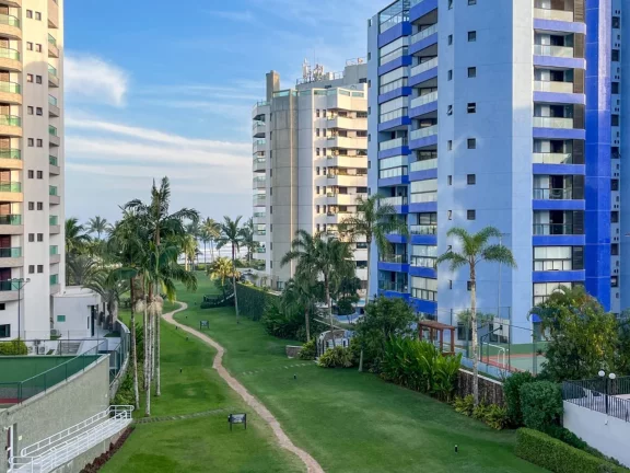 Imagem Impecável apartamento à venda em Riviera de São Lourenço Módulo 06: 3 quartos, 2 suítes, 2 salas, 2 vagas, 145,28m² de área.