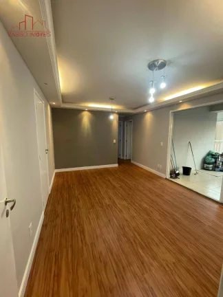Imagem Apartamento reformado - 69m² - 2 Dorms - Condomínio Brink.