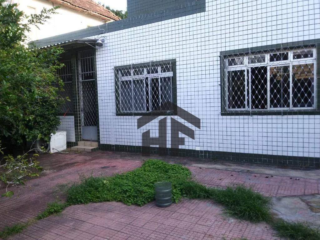 Imagem Casa com 6 Quartos à Venda, 572 m² em Tamarineira - Recife