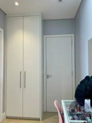 Imagem Apartamento com 2 dormitórios à venda, 69 m² por R$ 880.000,00 - Alphaville
