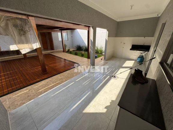 Imagem Casa com 3 dormitórios para alugar - Parque Atheneu - Goiânia/GO