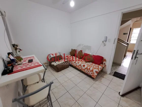 Imagem Apartamento à venda com 43m², 1 quarto, elevador, quadra da praia e garagem por R$320.000,00