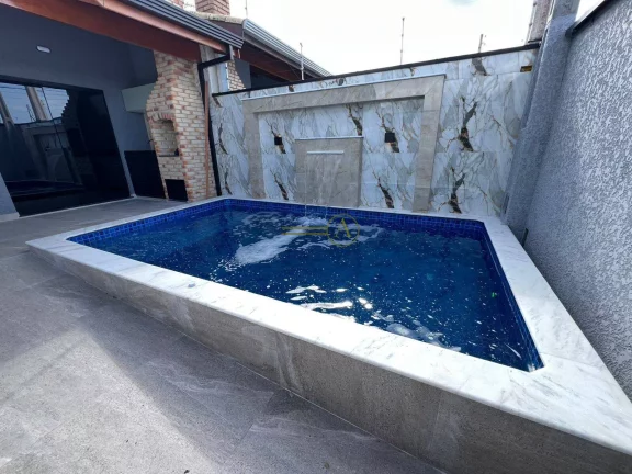 Imagem Belíssima casa térrea à venda Piscina com cascata e led Churrasqueira