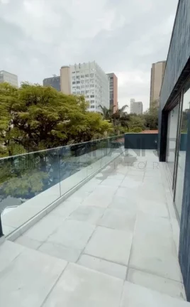 Imagem Casa de condomínio no Jardim Paulistano, com suas 5 suítes, terraço, piscina e 6 vagas de garagem, é um verdadeiro sonho para quem busca um lar espaço