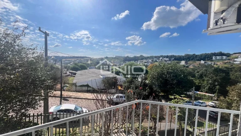 Imagem Casa Suíte + 3 Dormitórios - Vila Isabel