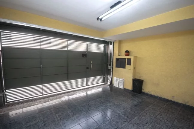 Imagem Lindo Sobrado na Vila Formosa, com 3 dorm, 2 suítes, são 3 pavimentos, com terraço e 2 vagas de garagem.