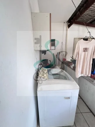 Imagem Oportunidade única! Casa à venda em Campinas-SP, Jardim Santa Lúcia: 3 quartos, 1 sala, 1 banheiro, 4 vagas de garagem.
