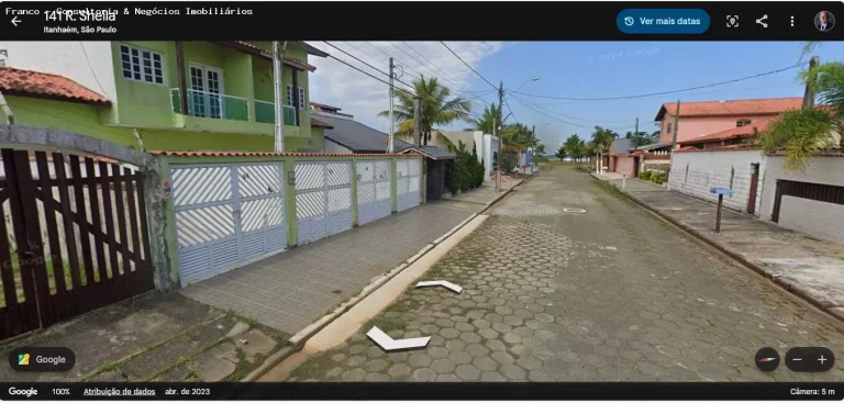Imagem Sobrado para Venda em Itanhaém, Jd Regina, 3 dormitórios, 1 suíte, 4 banheiros, 3 vagas