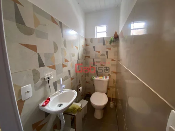 Imagem Casa com 13 quartos, ideal para Pousada e Airbnb lazer com piscina e churrasqueira à venda, 197 m² por R$ 850.000,00 - Rasa - Armação dos Búzios/RJ.