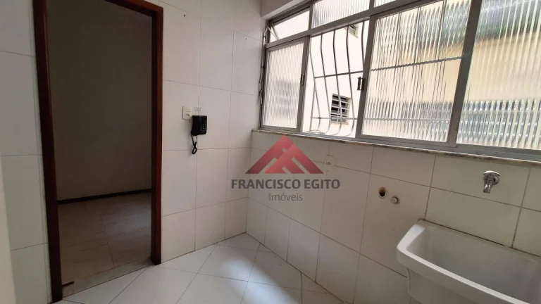 Imagem Apartamento com 2 dormitórios para alugar, 50 m² por R$ 3.291,56/mês - Icaraí - Niterói/RJ