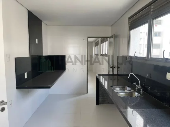 Imagem Apartamento de alto padrão no coração de São Paulo: 3 quartos, 3 suítes, 3 salas, 5 banheiros, 3 vagas, 187 m² no Jardim Paulista.
