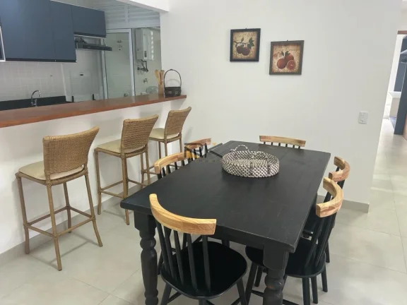 Imagem APARTAMENTO PRAIA GRANDE com 3 dormitórios sendo 2 suítes,2 vagas de garagem,varanda gourmet com churrasqueira,sala 2 ambientes
