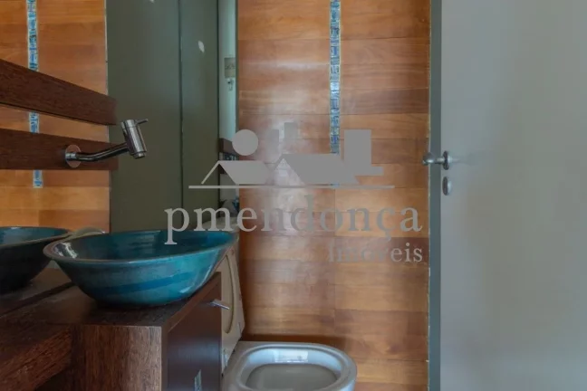Imagem Linda cobertura duplex reformada  venda em Perdizes com 200m².