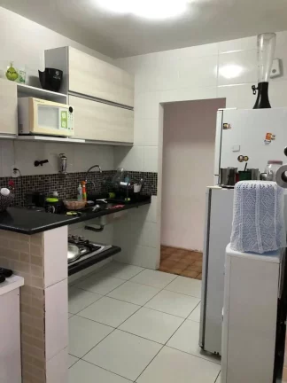 Imagem Imóvel à venda em Jabotiana: Casa de rua com 3 quartos, suíte e 3 vagas de garagem!