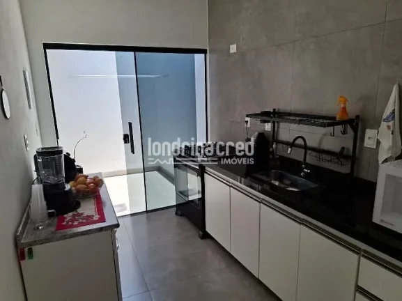 Imagem Casa à venda com 3 quartos, 2 banheiros e amplo terreno de 450 m² – conforto e espaço para toda a família