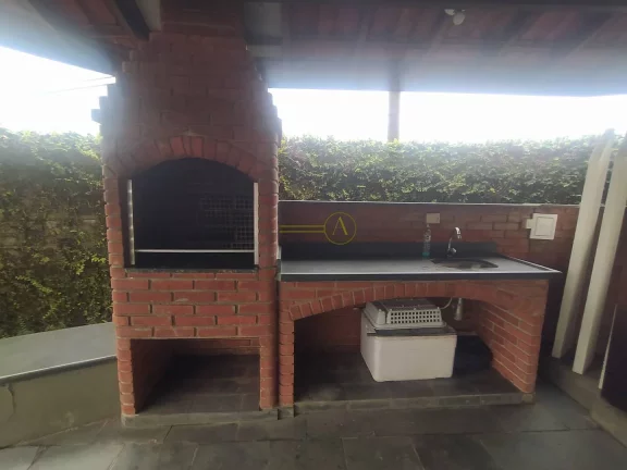 Imagem Apartamento 2 dorms, bem localizado à 300m da Praia á venda em Peruíbe