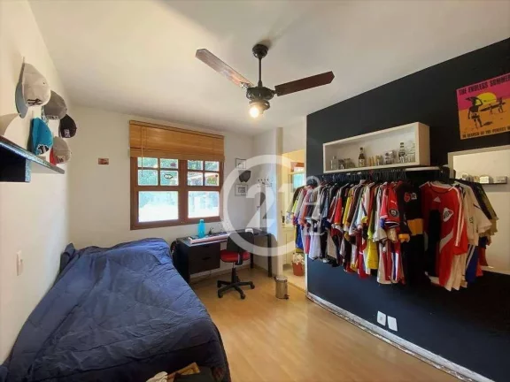 Imagem Casa com 3 dormitórios à venda, 285 m² por R$ 1.280.000,00 - Chácara Vale do Rio Cotia - Carapicuíba/SP