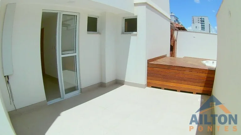 Imagem Apartamento Casa com 2 Quartos na Quadra do Mar na Praia do Morro - Guarapari/ES
