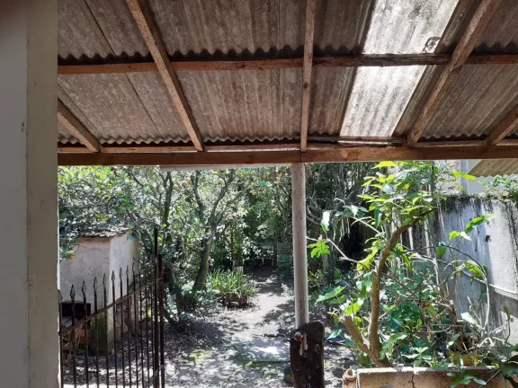 Imagem Terreno com Amplo Sobrado Não Averbado no Guaira