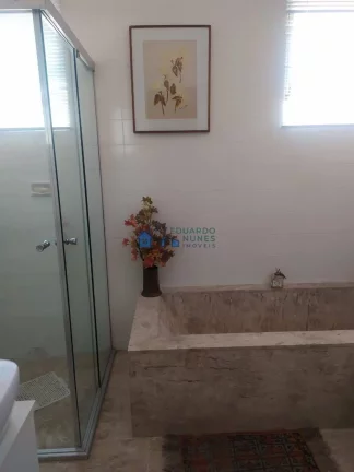 Imagem COBERTURA COM 05 QUARTOS NO SANTO ANTÔNIO.