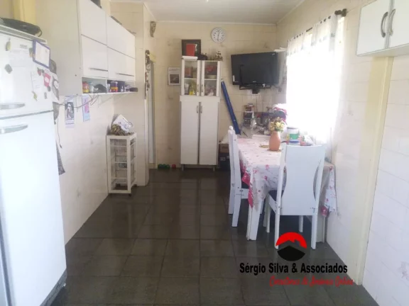 Imagem Casa a Venda na Região de abernessia Campos do Jordão - SP.