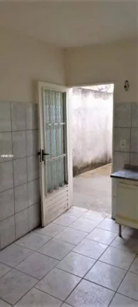 Imagem Casa com 2 dormitórios à venda na Vila Aeroporto- Campinas/SP