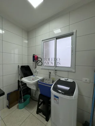 Imagem Apartamento Porteira Fechada com 1 Dormitório no bairro Vila Assunção - Praia Grande