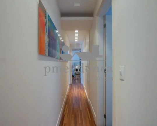 Imagem Apartamento a venda na Água Branca com 3 suítes e 4 vagas, 178m²
