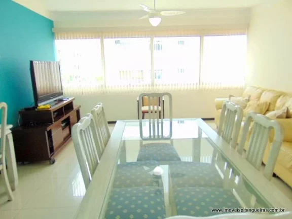 Imagem Tombo - Uma quadra do mar - Totalmente reformado - Garagem demarcada.