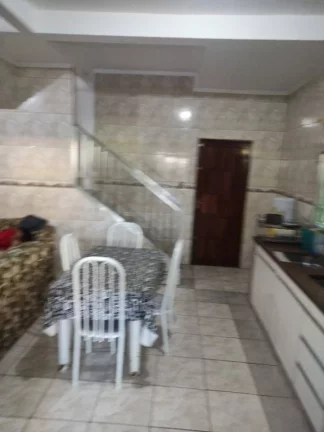 Imagem Casa com 3 dormitórios à venda, 157 m² por R$ 460.000,00 - Mirim - Praia Grande/SP