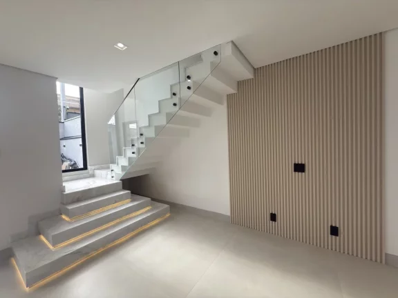 Imagem Casa com Automação e Design Elegante, Pronta para Morar!