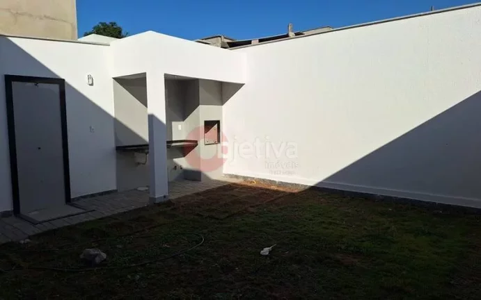 Imagem Excelente casa de 3 quartos com suite - Vila do Peró - Cabo Frio.