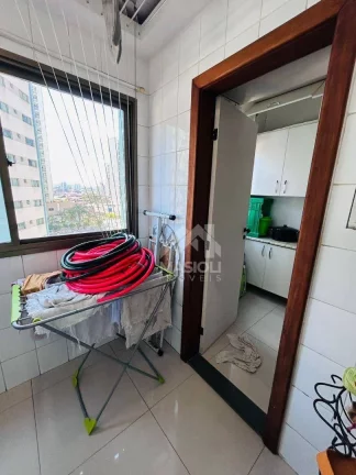 Imagem Apartamento com 3 dormitórios à venda, 130 m² por R$ 1.550.000 - Praia de Itaparica - Vila Velha/ES