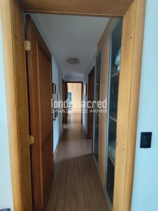 Imagem Apartamento à Venda no Condomínio Four Seasons Residence com 3 Dormitórios, 1 Suíte e 2 Vagas de Garagem