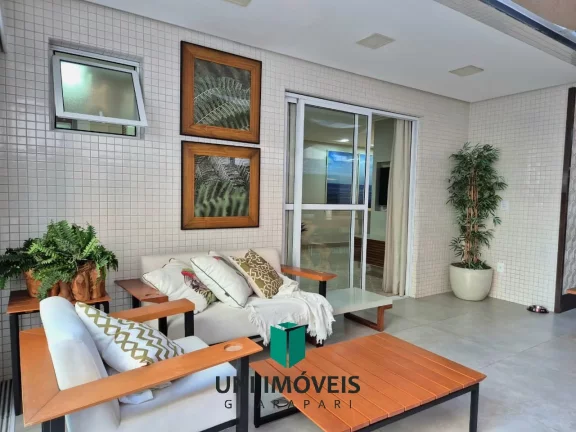 Imagem Apartamento de design elegante no Centro de Guarapari com 3 quartos, suite, área gourmet e 2 vagas de garagem