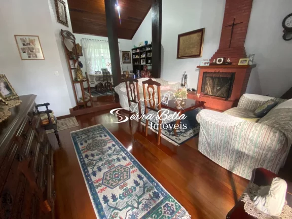 Imagem Casa com 4 dormitórios à venda, 150 m² por R$ 1.350.000,00 - Tijuca - Teresópolis/RJ
