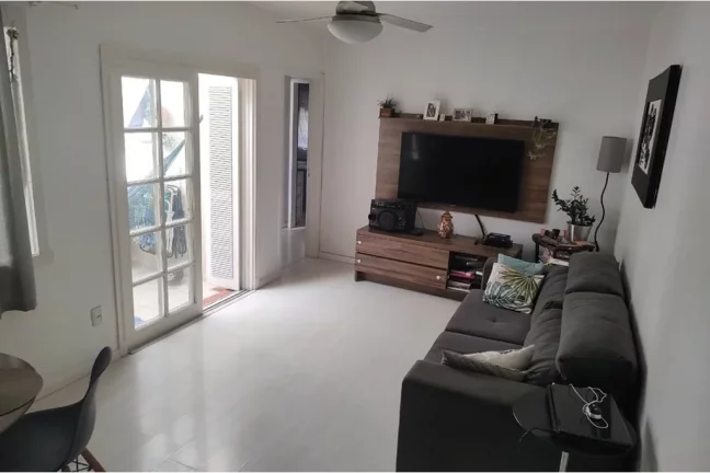 Imagem HFDA 690 Apto 612521014-73 - Apartamento à venda no bairro Higienópolis - Porto Alegre/RS