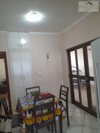 Imagem Casa com 2 quartos, 250m2, à venda em Campinas, Jardim Londres