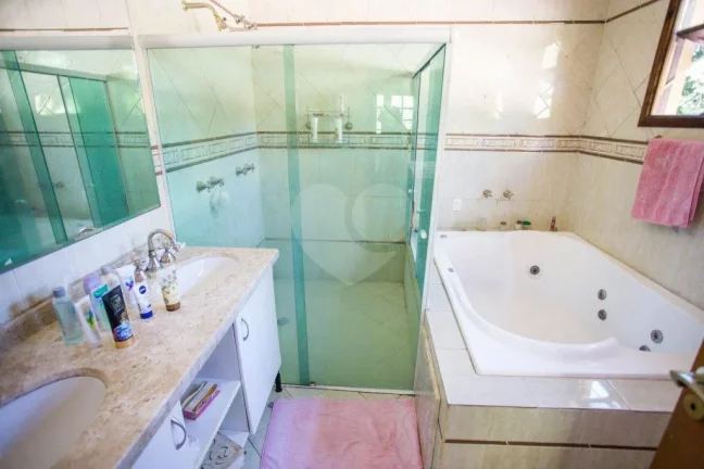 Imagem Casa à venda com 4 quartos, sendo 4 suítes, em Vila São Francisco, São Paulo - SP