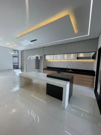 Imagem Casa 3 Suites Sozinha No Lote No Teres Marias Com Lazer Completo