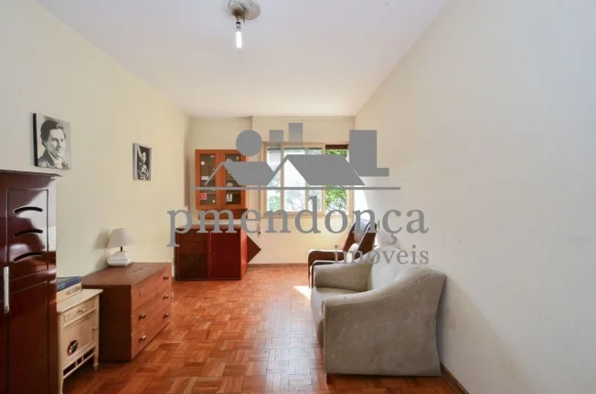 Imagem Apartamento de 141m² em Pinheiros para reforma, 3 quartos e 1 vaga.