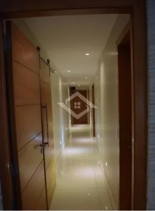 Imagem Apartamento de 7 Quartos para Venda em Copacabana com 350 m²