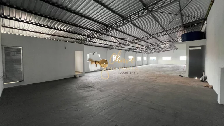 Salão comercial amplo para locação em Guarulhos