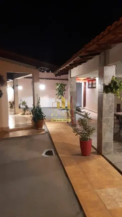 Imagem Casa Térrea 03 dorms ( 02 Sts ), 211m2, Churrasqueira. Varinhas