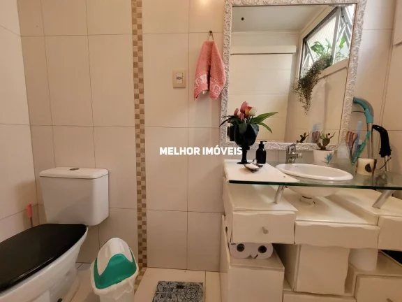 Imagem Apartamento á venda no Edifício Alfa Centauro localizado na Quadra Mar no centro de Balneário Camboriú.