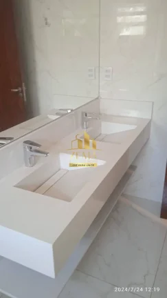 Imagem Sobrado com 217m2, 250 terreno, Condomínio, 03 Sts, Planejados, Ar Cond.