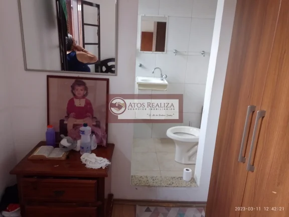 Imagem Vendo Sobrado em Pq das Arvores Com 4 Dormitórios -São Paulo